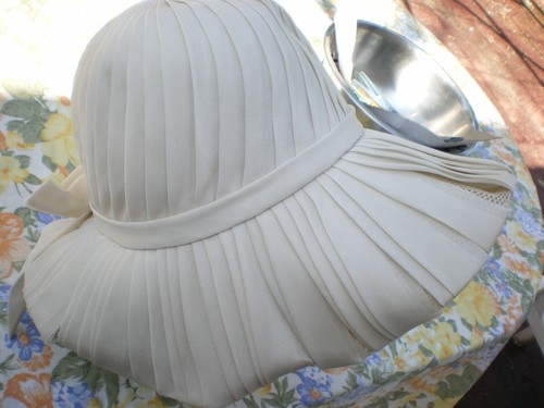 Jolie chapeau vintage blanc - chapeau,