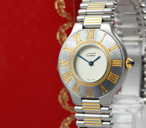 Ensemble complet montre homme