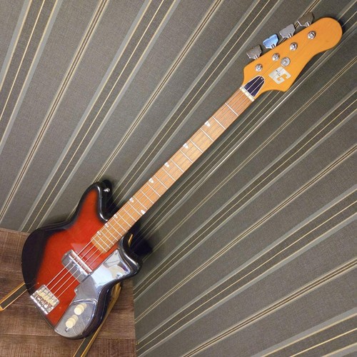 Guitare basse électrique