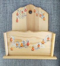 PORTE COURRIER OU FILTRES CAFE