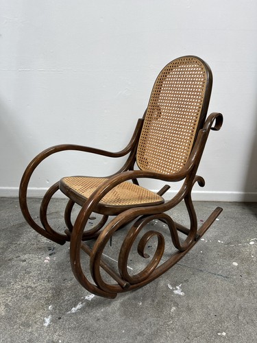Thonet rocker number - thonet, 10