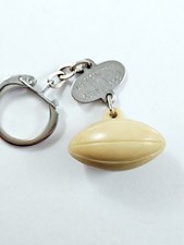 PORTE-CLES - BALLON RUGBY 3D - Coutellerie REYNEWAETER La Monnerie 1960s