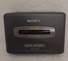 VINTAGE SONY WALKMAN CASSETTE PLAYER  WM-EX508 Pour Pièces Détachées 