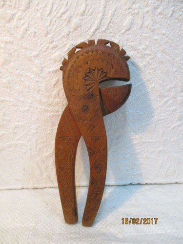Casse noix noisette bois - noisette, en