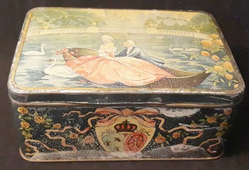Ancienne boite sérigraphiée - boite,