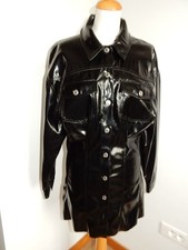 robe T42 chemise vinyl noir droite manche longue boutonnière luisante 499p