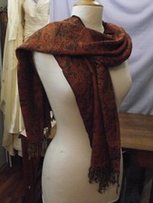 Etole à franges de couleur automnale et motifs cachemire