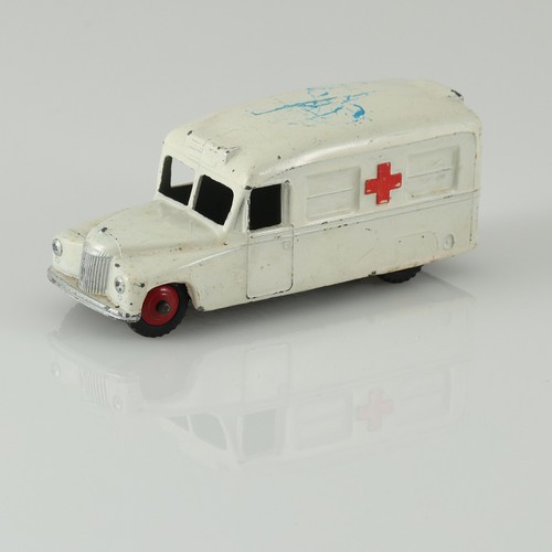 Dinky toys 253 daimler - gb,