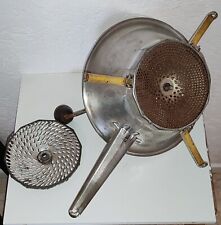 Ancien Presse Purée / Moulin A Legumes Numero 2 Made In France 