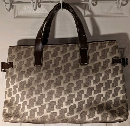 Lancel signature logo - signature,