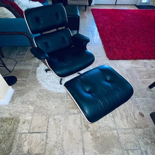 Eames lounge chair - , and