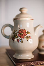 Ancienne théière, cafetière