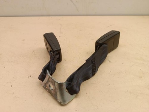 Attache ceinture arriere - , droit