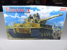 Academy 1/35 wwII seconde tank German allemand Tiger 1 early Heavy Char Panzer