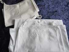 LOT / DEUX  JOLIES CHEMISES BRODEES ANCIENNES / LINON ET LIN