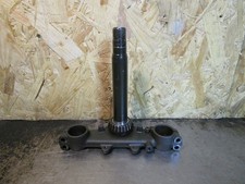 Té inférieur de fourche