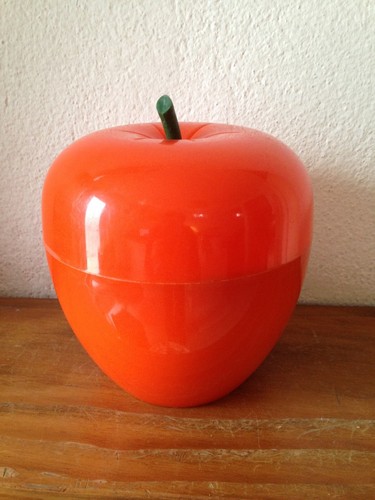 Beau bac glaçons pomme - à,
