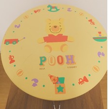 [Pas à vendre] Mini table pliante Disney Winnie l'ourson