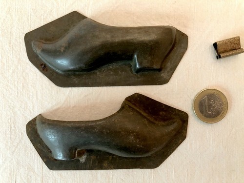 Moule chocolat ancien un - à,