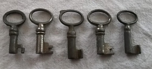 Petites clés forées - clÉs, /