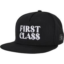 Cayler & Sons First Classe P Casquette de Baseball Snapback Cappy Lettrage