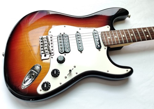 Fender stratocaster standard - fender,