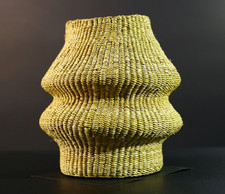 Panier en herbe africain