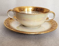 Magnifique tasse et soucoupe