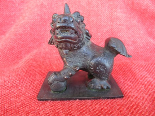 Statuette lion chinois h - -, h:8