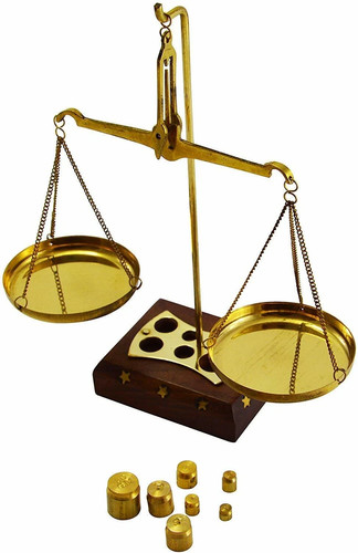 Ancienne balance laiton - en,
