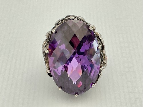 Imposante bague ancienne