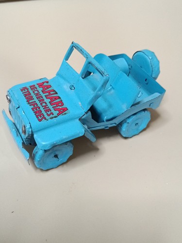 Ancienne voiture jeep sahara - voiture,