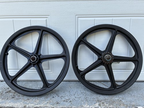 Pair tuff wheel - 20”,