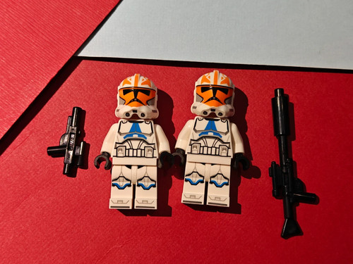 Lot figurines star wars - 2, lego