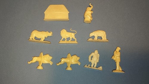 Lot petites figurines en - lot,