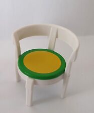 CHAISE VERTE ET BLANCHE DE