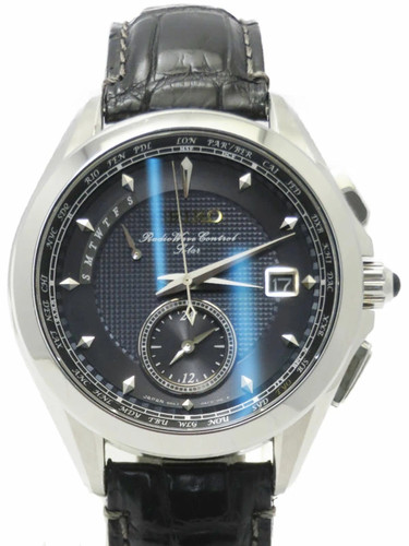 Montre solaire radiocommandée