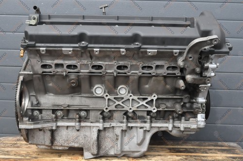 Aston martin db9 - martin, v12