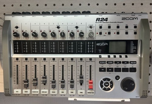 Zoom r24 multi track - multi-track, recorder