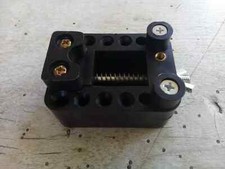 Outil Etau Horloger pour fixer Boitier Montre pour réparations changer la pile