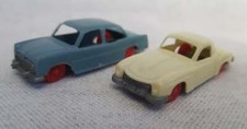 JOUEF 1/87 HO SIMCA ARIANE GRIS - MERCEDES 300 SL BEIGE EN PLASTIQUE ETAT MOYEN