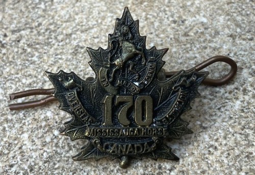 Collar badge canada ww1 - collar,