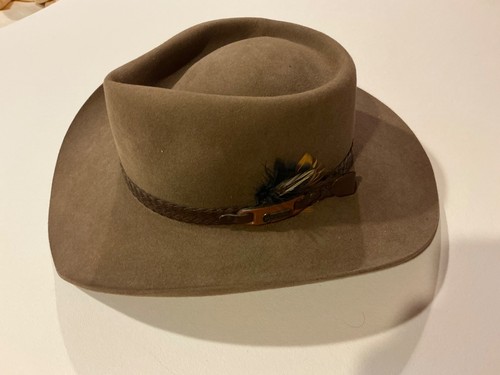 Akubra snowy river hat - river,