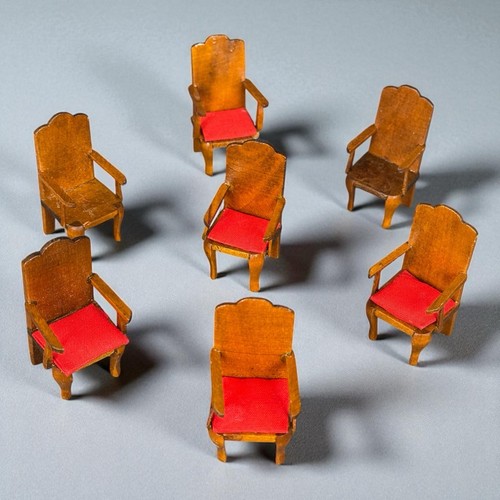 Lot chaises miniatures avec - 7,