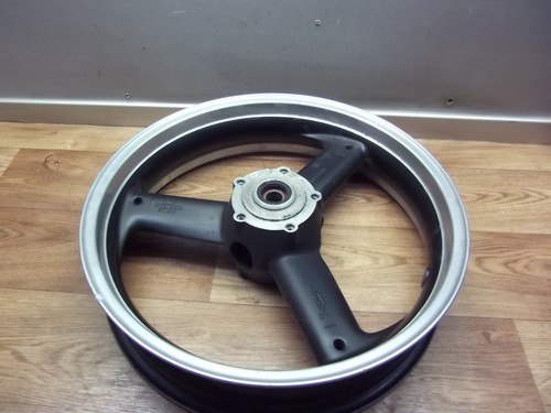 Triumph speed four 600 806lb - triumph,