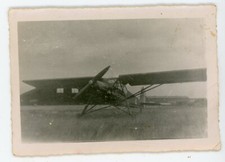 PHOTO photographie amateur snapshot 1945, AVION aviation hélice  hangar