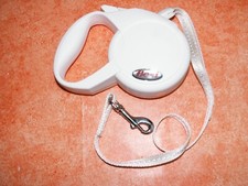 LAISSE ENROULEUR FLEXI CLASSIQUE COULEUR BLANC 5 METRES 12KG MAX