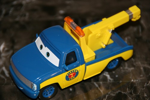 Disney pixar cars race - pixar, tow