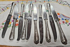 XIX SIECLE 10 COUTEAUX