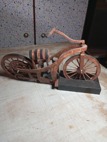 Maquette carton style - style, moto